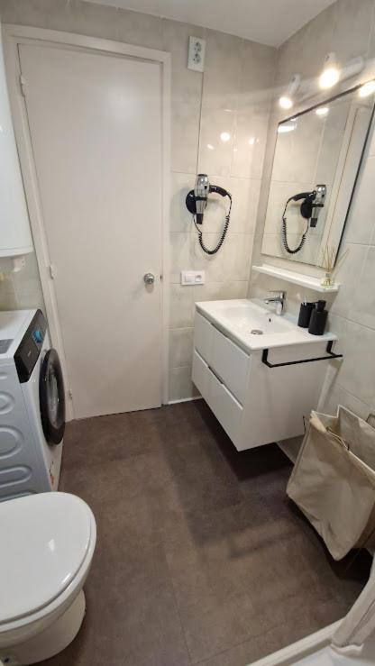 Sorrafina, Acogedor Apartamento En L'Estartit Con Piscina Y Parking Exterior photo